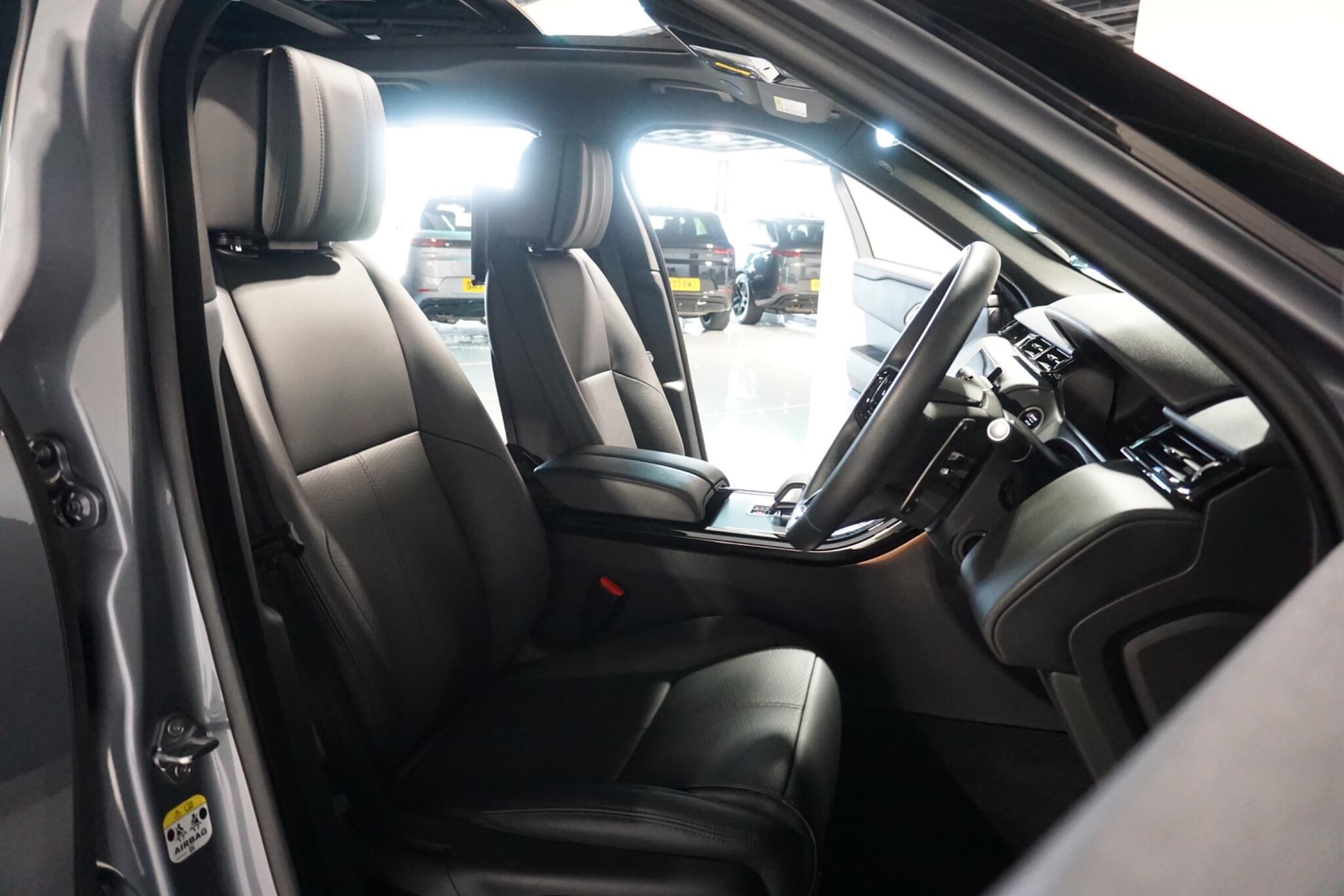 Land Rover Range Rover Velar 2.0 P250 Dynamic HSE SUV 5dr Petrol Auto 4WD Euro 6 (s/s) (249 ps)